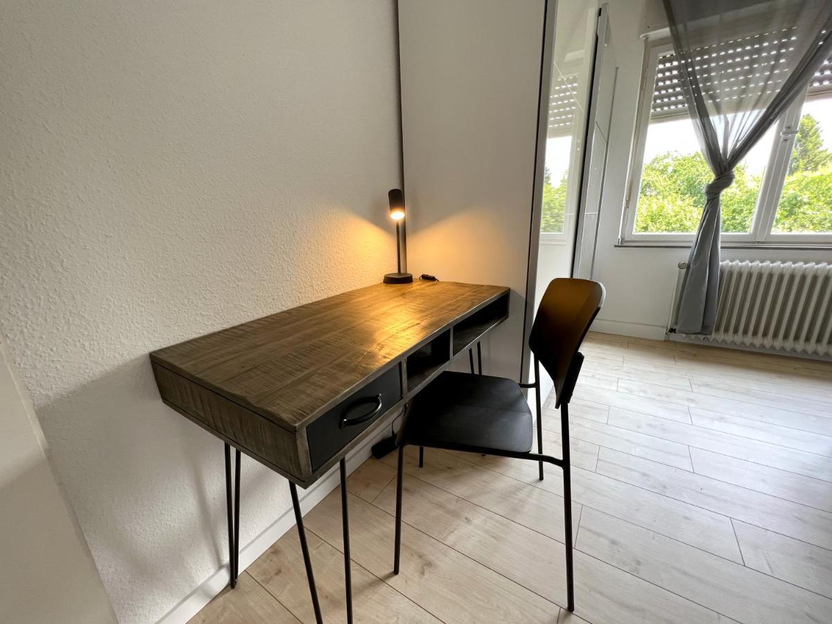 One Bed And One Sofa Bed, Self Check In, Invoice Apartment Mönchengladbach Exterior foto